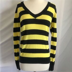 Forever 21 V Neck Sweater